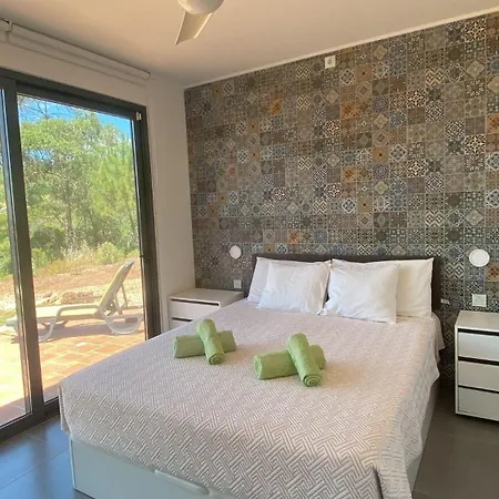 Casa-alfarobeira-villa-with-splendid-views-and-private-pool-for-4p-baby