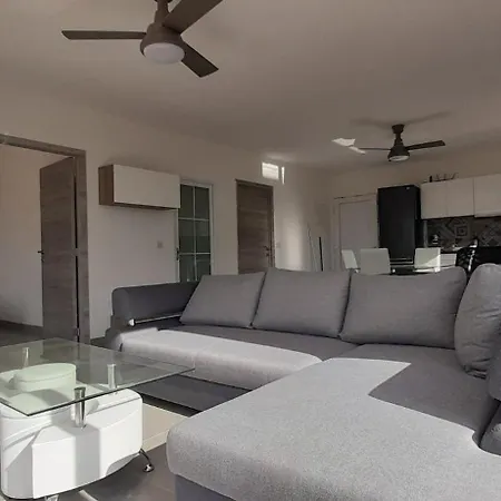Casa Alfarobeira, With Splendid Views And Private Pool For 4p+baby Villa