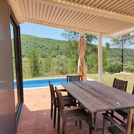 Villa Casa Alfarobeira, With Splendid Views And Private Pool For 4p+baby