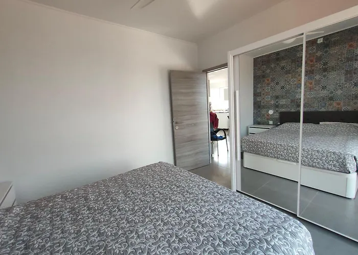 Villa Casa-alfarobeira-villa-with-splendid-views-and-private-pool-for-4p-baby São Bartolomeu de Messines